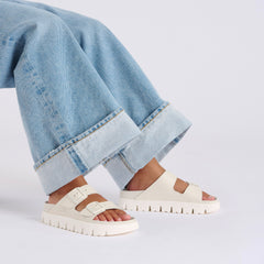 Arizona Chunky Exquisite Eggshell Smooth Leather