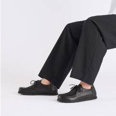 Utti Lace Black Grained Leather